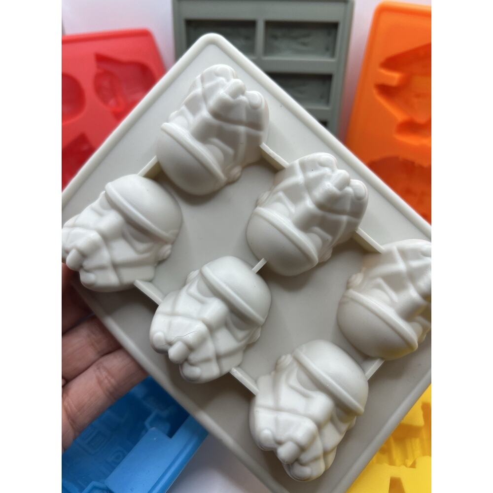 Lot Of 6 STAR WARS Silicone Ice Trays Baking Molds Chocolate Jello Candy Molds - Picture 9 of 10